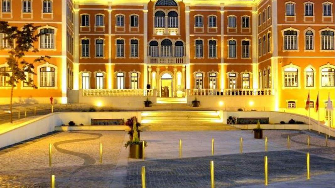 Facaden p Palace Hotel Monte Real